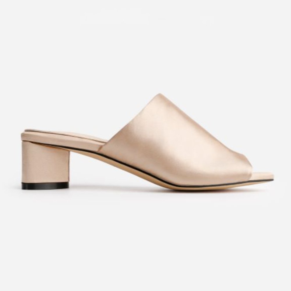 TIJN Refined silky and glossy satin mules - size 10